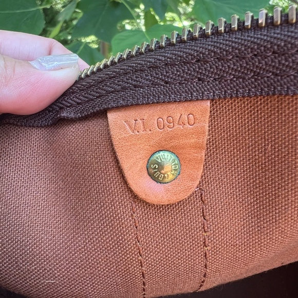 LOUIS VUITTON Keepall 45 - Picture 12 of 13